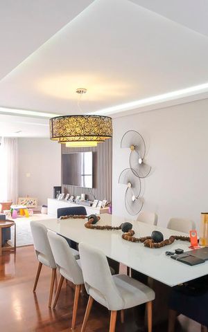 Apartamento à venda com 242m², 4 quartos e 2 vagasSala