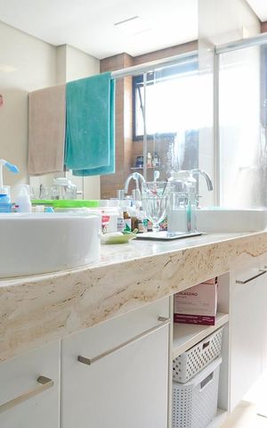 Apartamento à venda com 242m², 4 quartos e 2 vagasBanheiro da suíte 1