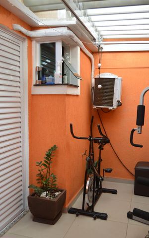 Apartamento para alugar com 72m², 2 quartos e 1 vagaSacada