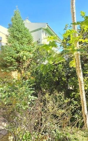 Casa à venda com 133m², 3 quartos e 2 vagas Casa à venda com 133m², 3 quartos e 2 vagasÁrea Externa