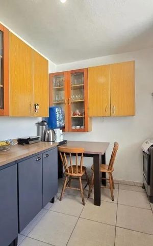 Casa à venda com 133m², 3 quartos e 2 vagas Casa à venda com 133m², 3 quartos e 2 vagasCozinha