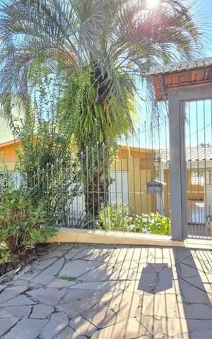 Casa à venda com 133m², 3 quartos e 2 vagas Casa à venda com 133m², 3 quartos e 2 vagasÁrea Externa