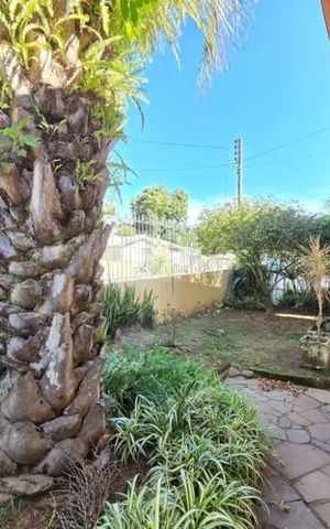 Casa à venda com 133m², 3 quartos e 2 vagas Casa à venda com 133m², 3 quartos e 2 vagasÁrea Externa