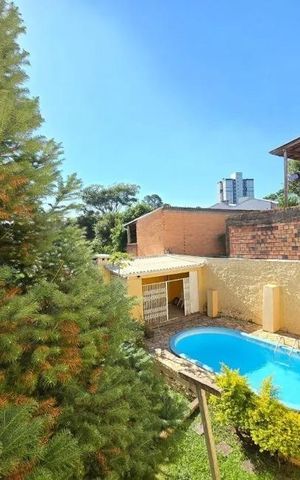 Casa à venda com 133m², 3 quartos e 2 vagas Casa à venda com 133m², 3 quartos e 2 vagasÁrea Externa