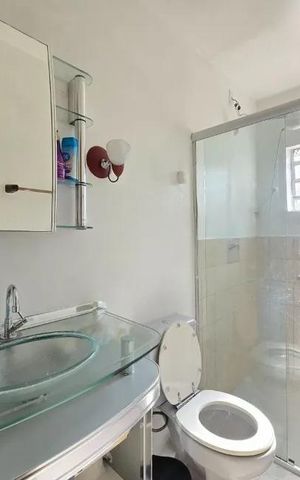 Casa à venda com 133m², 3 quartos e 2 vagas Casa à venda com 133m², 3 quartos e 2 vagasBanheiro 2