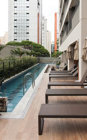 Studio para alugar com 27m², 1 quarto e sem vaga Studio para alugar com 27m², 1 quarto e sem vagaÁrea comum - Piscina