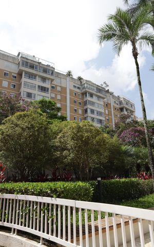 Apartamento para alugar com 280m², 3 quartos e 5 vagasFachada