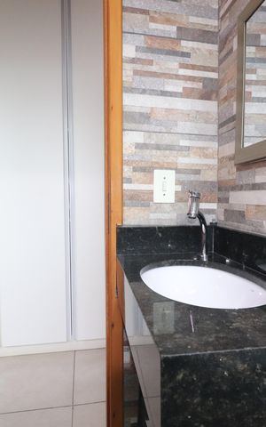 Apartamento à venda com 94m², 2 quartos e 1 vagaBanheiro Cobertura