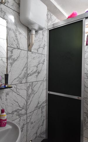 Casa de condomínio para alugar com 50m², 1 quarto e sem vagaBanheiro 