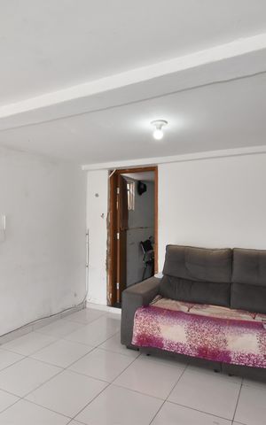 Casa de condomínio para alugar com 50m², 1 quarto e sem vagaSala