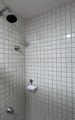 Apartamento à venda com 84m², 3 quartos e 1 vaga Apartamento à venda com 84m², 3 quartos e 1 vagaSuíte - Banheiro