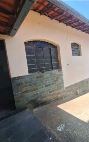 Casa para alugar com 108m², 3 quartos e 2 vagas