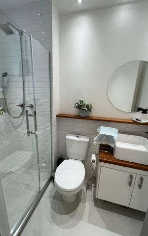 Apartamento à venda com 82m², 3 quartos e 2 vagas Apartamento à venda com 82m², 3 quartos e 2 vagasBanheiro