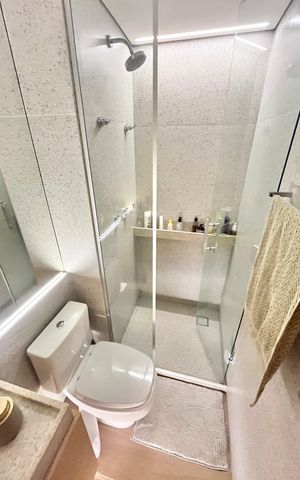Apartamento à venda com 55m², 2 quartos e 1 vaga Apartamento à venda com 55m², 2 quartos e 1 vagaBanheiro