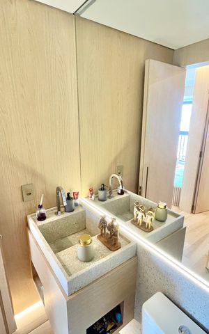 Apartamento à venda com 55m², 2 quartos e 1 vaga Apartamento à venda com 55m², 2 quartos e 1 vagaBanheiro