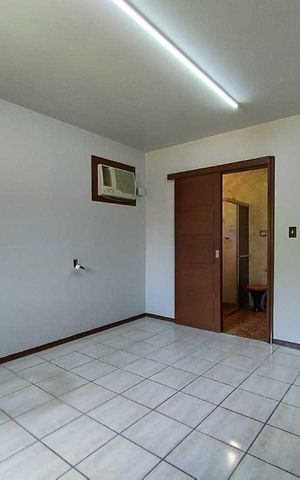 Casa para alugar com 150m², 2 quartos e 3 vagas Casa para alugar com 150m², 2 quartos e 3 vagasQuarto 1