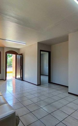 Casa para alugar com 150m², 2 quartos e 3 vagas Casa para alugar com 150m², 2 quartos e 3 vagasSala