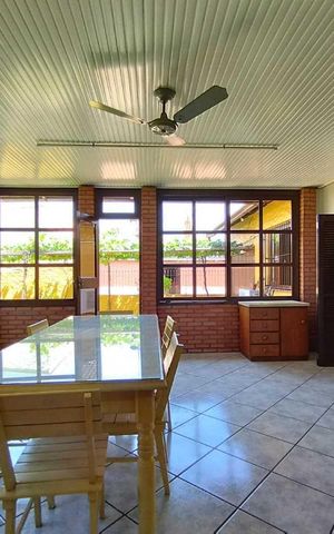 Casa para alugar com 150m², 2 quartos e 3 vagas Casa para alugar com 150m², 2 quartos e 3 vagasÁrea Comum