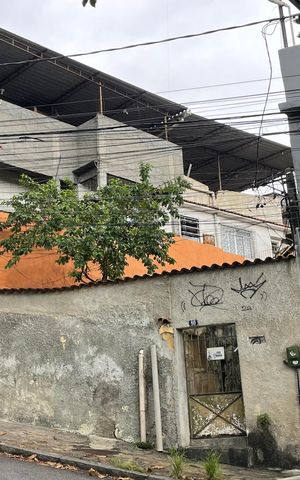 Casa para alugar com 60m², 2 quartos e sem vaga Casa para alugar com 60m², 2 quartos e sem vagaFachada