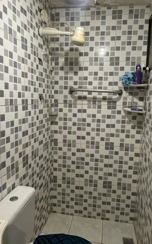 Casa para alugar com 60m², 2 quartos e sem vaga Casa para alugar com 60m², 2 quartos e sem vagaBanheiro