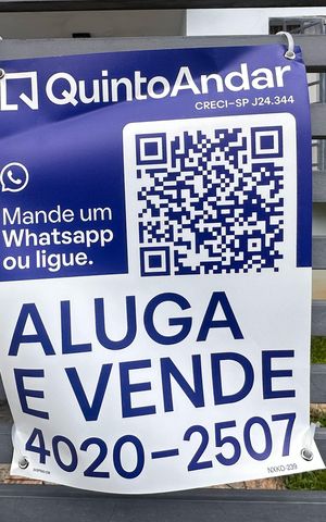 Casa à venda com 350m², 4 quartos e 4 vagas Casa à venda com 350m², 4 quartos e 4 vagasPlaca