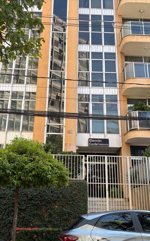 Apartamento para alugar com 450m², 5 quartos e 2 vagas Apartamento para alugar com 450m², 5 quartos e 2 vagasFachada