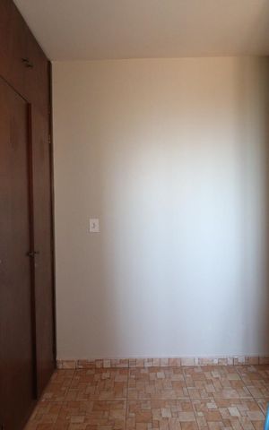 Apartamento para alugar com 450m², 5 quartos e 2 vagas Apartamento para alugar com 450m², 5 quartos e 2 vagasBanheiro de serviço