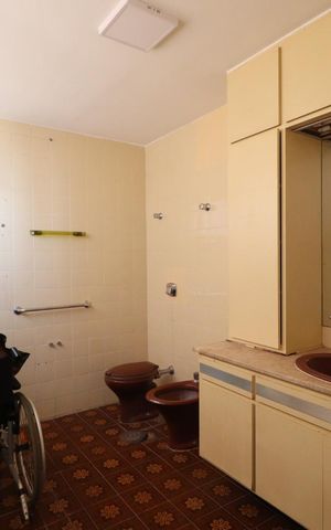 Apartamento para alugar com 450m², 5 quartos e 2 vagas Apartamento para alugar com 450m², 5 quartos e 2 vagasBanheiro suíte 4