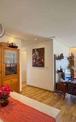 Apartamento à venda com 104m², 3 quartos e 2 vagas Apartamento à venda com 104m², 3 quartos e 2 vagasSala