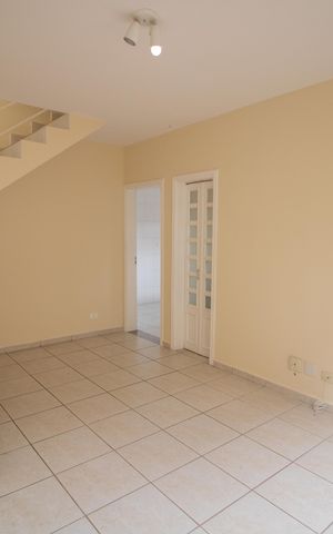 Casa de condomínio à venda com 100m², 2 quartos e 1 vaga Casa de condomínio à venda com 100m², 2 quartos e 1 vagaSALA