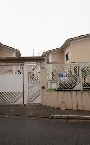 Casa de condomínio à venda com 100m², 2 quartos e 1 vaga Casa de condomínio à venda com 100m², 2 quartos e 1 vagaFACHADA