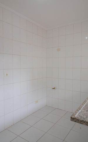 Casa de condomínio à venda com 100m², 2 quartos e 1 vaga Casa de condomínio à venda com 100m², 2 quartos e 1 vagaCOZINHA E ÁREA DE SERVIÇO