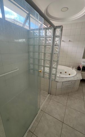 Casa para alugar com 400m², 3 quartos e 3 vagas