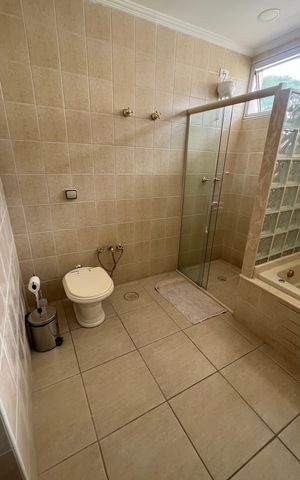 Casa para alugar com 400m², 3 quartos e 3 vagas