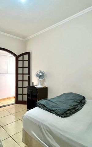 Casa à venda com 160m², 3 quartos e 3 vagas Casa à venda com 160m², 3 quartos e 3 vagasSuite 3