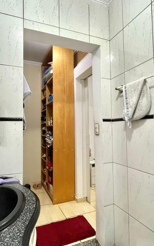 Casa à venda com 160m², 3 quartos e 3 vagas Casa à venda com 160m², 3 quartos e 3 vagasBanheiro da Suíte 2