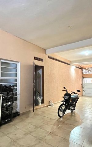 Casa à venda com 160m², 3 quartos e 3 vagas Casa à venda com 160m², 3 quartos e 3 vagasGaragem