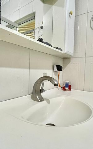Casa à venda com 160m², 3 quartos e 3 vagas Casa à venda com 160m², 3 quartos e 3 vagasBanheiro da Suíte 1