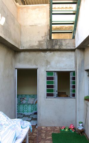 Casa à venda com 342m², 6 quartos e 3 vagas Casa à venda com 342m², 6 quartos e 3 vagasÁrea comum - Quintal (Casa 1)