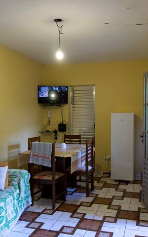 Casa à venda com 342m², 6 quartos e 3 vagas Casa à venda com 342m², 6 quartos e 3 vagasSala (Casa 1)
