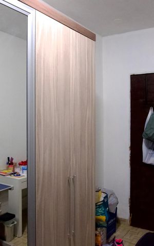 Casa à venda com 342m², 6 quartos e 3 vagas Casa à venda com 342m², 6 quartos e 3 vagasQuarto 1 (Casa 1)