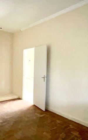 Casa à venda com 220m², 4 quartos e 2 vagas Casa à venda com 220m², 4 quartos e 2 vagasQuarto 3