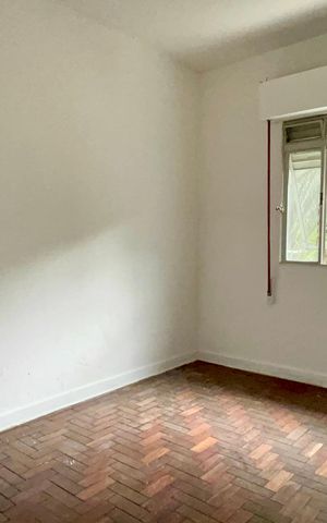 Casa à venda com 220m², 4 quartos e 2 vagas Casa à venda com 220m², 4 quartos e 2 vagasQuarto de Serviço