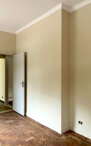 Casa à venda com 220m², 4 quartos e 2 vagas Casa à venda com 220m², 4 quartos e 2 vagasQuarto 1
