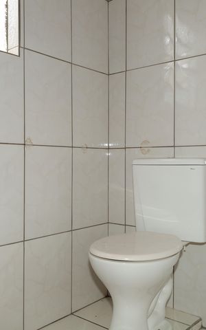 Casa à venda com 273m², 4 quartos e 2 vagasBanheiro 1