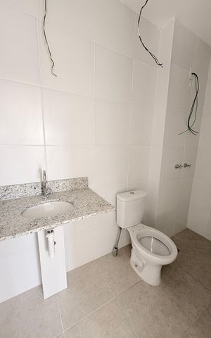Apartamento à venda com 69m², 2 quartos e 2 vagasBanheiro Social