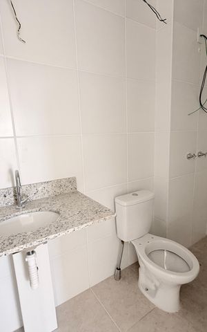 Apartamento à venda com 69m², 2 quartos e 2 vagasBanheiro Social