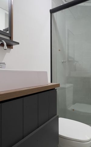 Apartamento para alugar com 56m², 2 quartos e 1 vaga Apartamento para alugar com 56m², 2 quartos e 1 vagaBanheiro