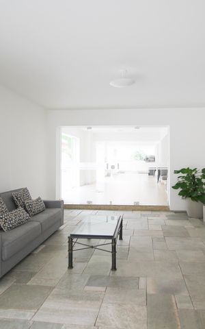 Apartamento para alugar com 140m², 4 quartos e 1 vaga Apartamento para alugar com 140m², 4 quartos e 1 vagaHall