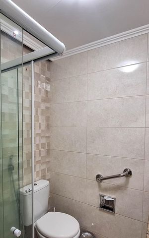 Apartamento à venda com 130m², 3 quartos e 2 vagas Apartamento à venda com 130m², 3 quartos e 2 vagasBanheiro Social